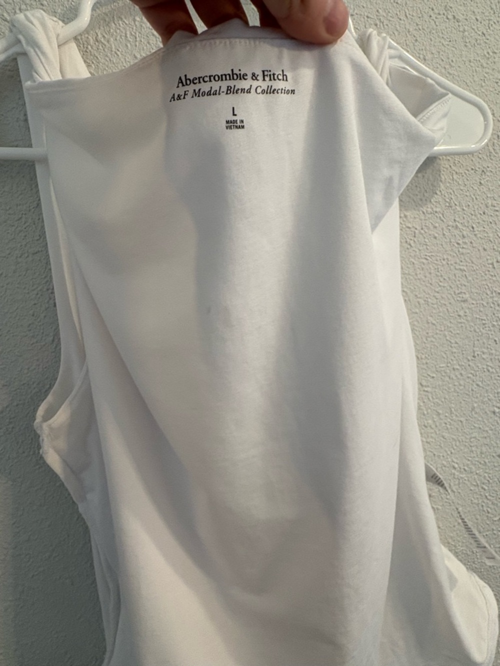 Abercrombie & Fitch Asymmetrical Twist Top One-Shoulder White Tank (size L) - Picture 6 of 7